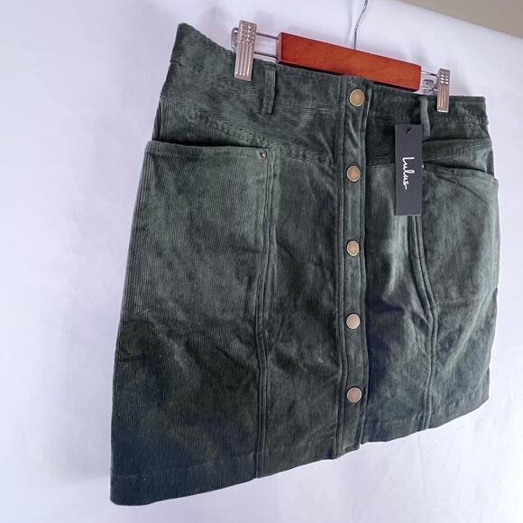 NWT LuLus Green Lightweight Corduroy Button Front Mini Skirt Size Large - Picture 3 of 5